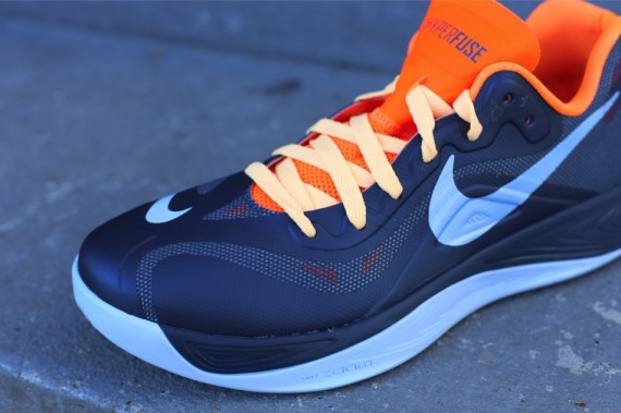 nike-zoom-hyperfuse-2012-low-squadron-blue-ice-blue-total-orange