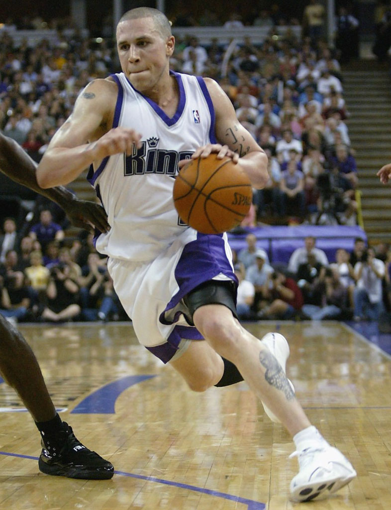 新闻分享 / mike bibby 生涯 air jordan pe 款式回顾