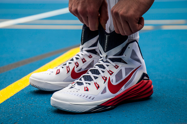nike-hyperdunk-2014-foot-locker-white-2