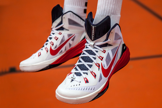nike-hyperdunk-2014-foot-locker-white-4