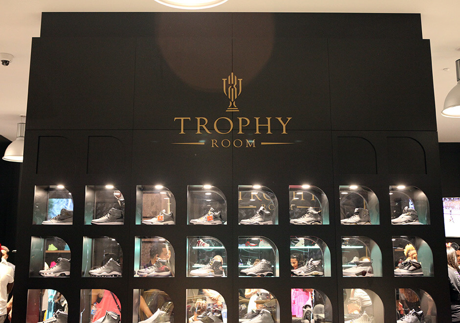 新闻分享 / 球鞋店铺 trophy room 店内空间一览