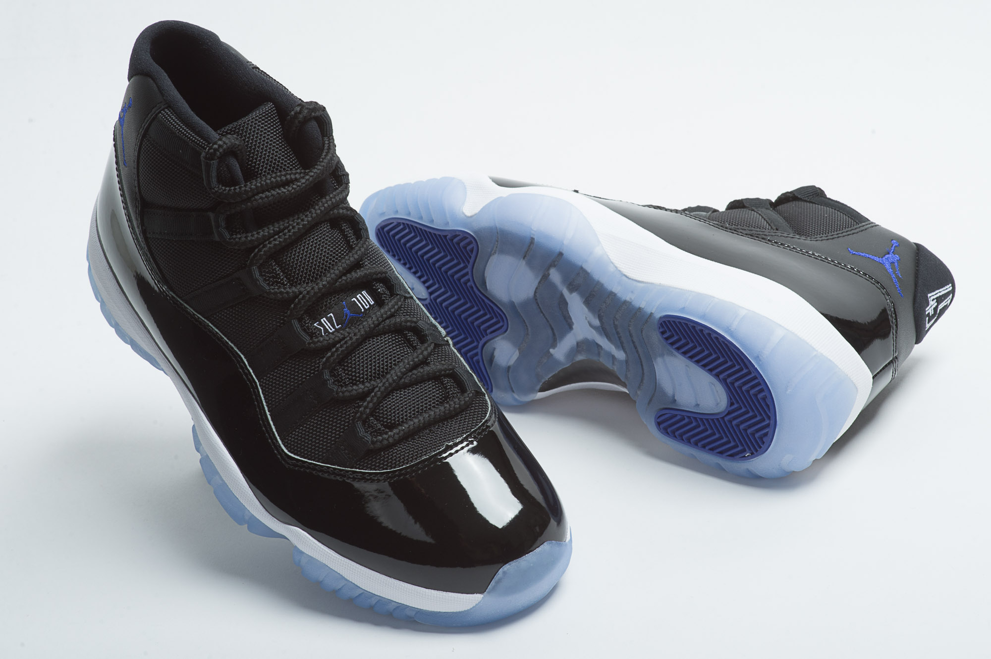 air-jordan-11-spacejam-2016-4318
