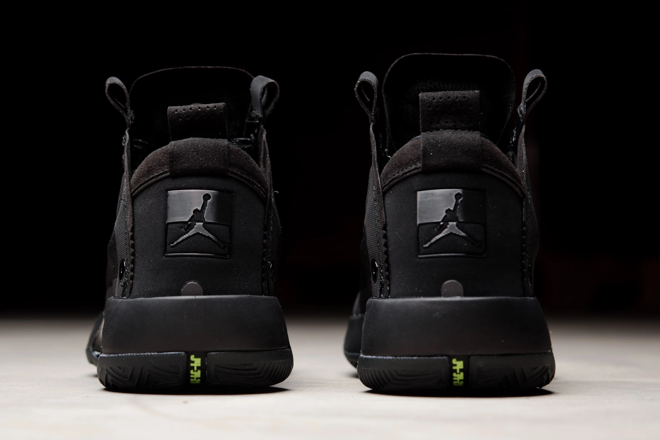 air-jordan-34-xxxiv-black-cat-ar3240-003 (6)